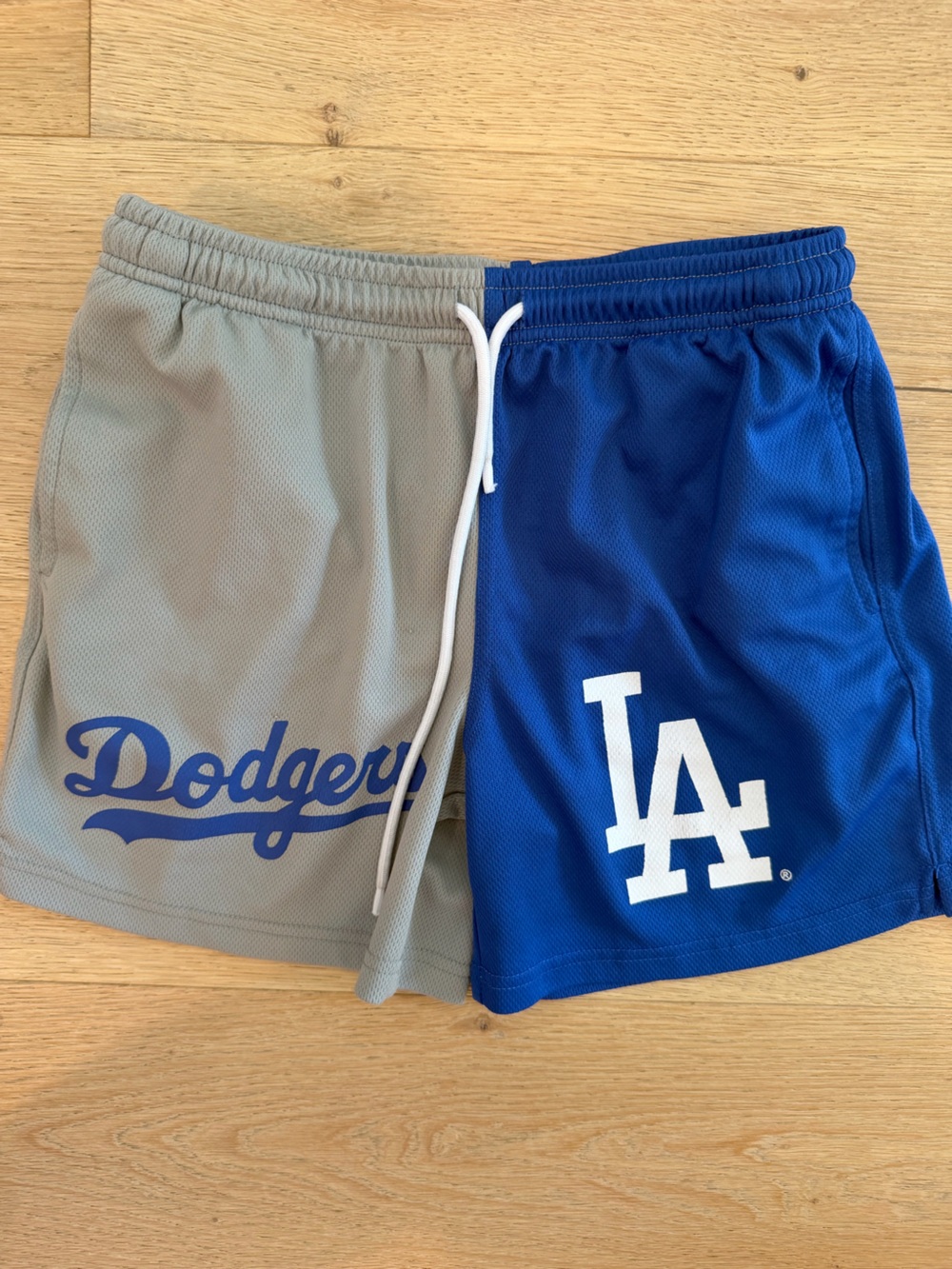 Boys baseballism Los Angeles Dodgers shorts
